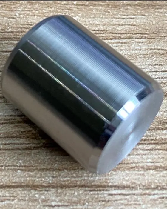Turned and ground pin